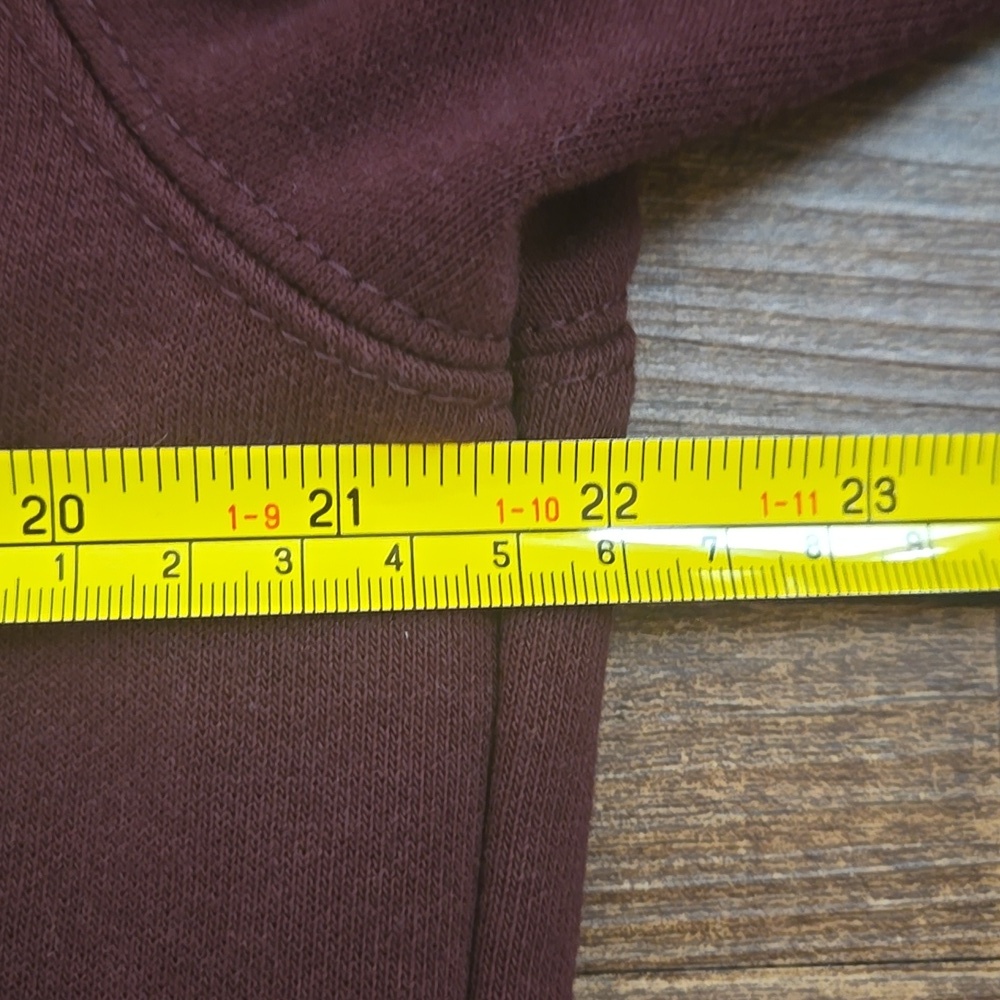 Carhartt Maroon Loose Fit Hoodie Sweatshirt Logo Sleeve Workwear Streetwear - Picture 6 of 7